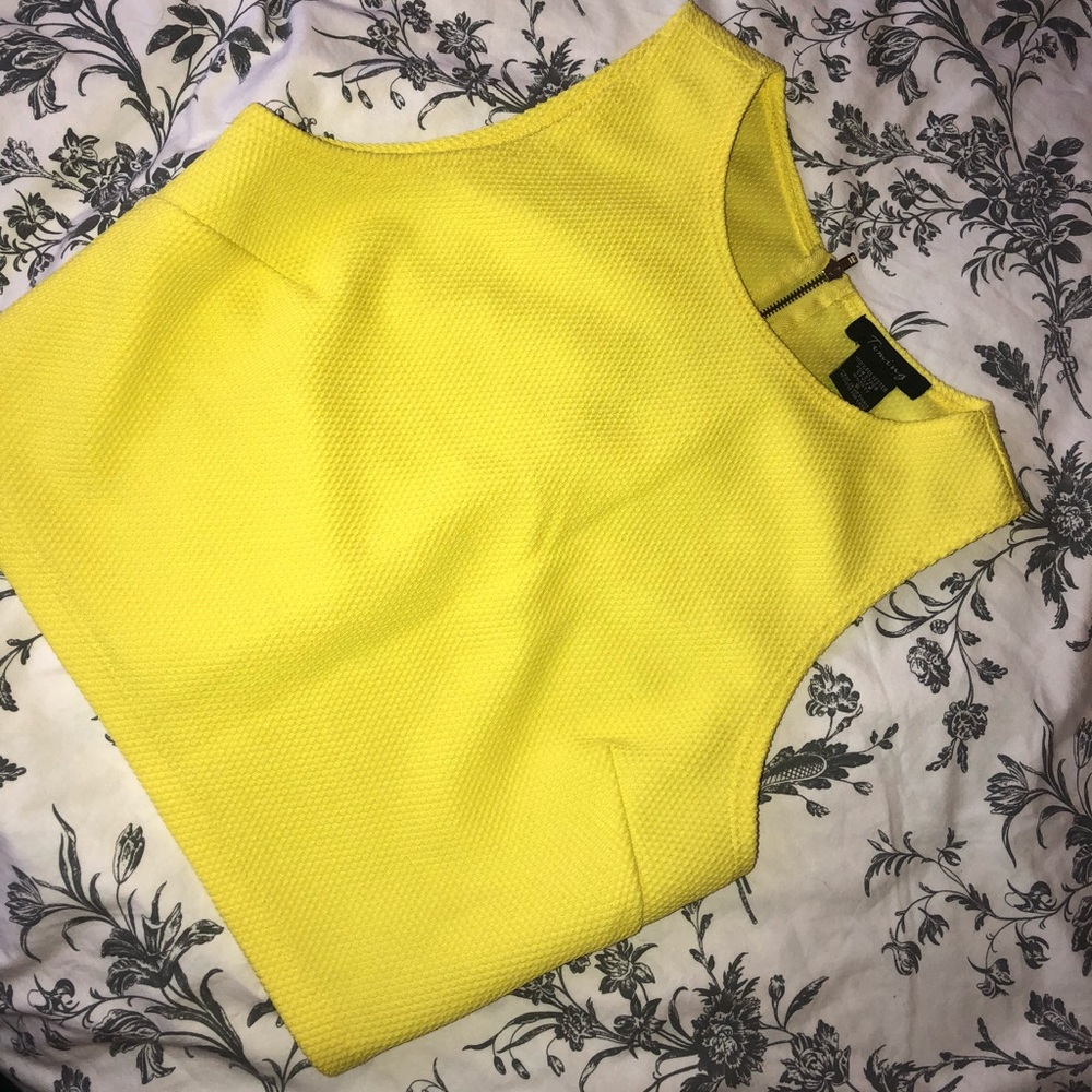 Crop top shirt